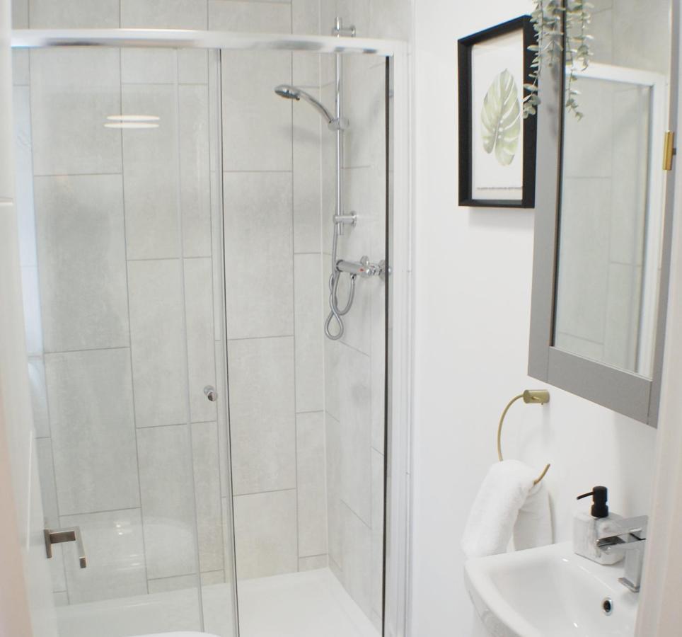 Townhouse With Private Parking Villa York Ngoại thất bức ảnh